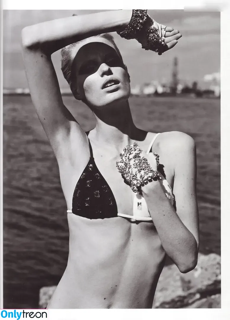 Caroline Winberg голая photo #0167 (carolinewinberg)