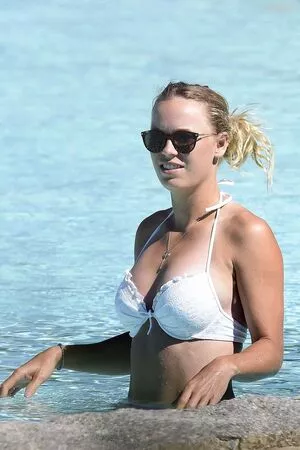 Caroline Wozniacki / CaroWozniacki nude photo #0260