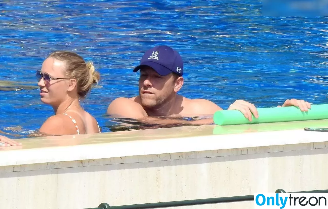 Caroline Wozniacki nude photo #0269 (CaroWozniacki)
