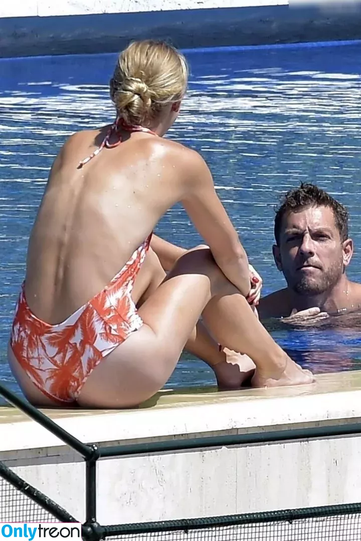 Caroline Wozniacki nude photo #0277 (CaroWozniacki)