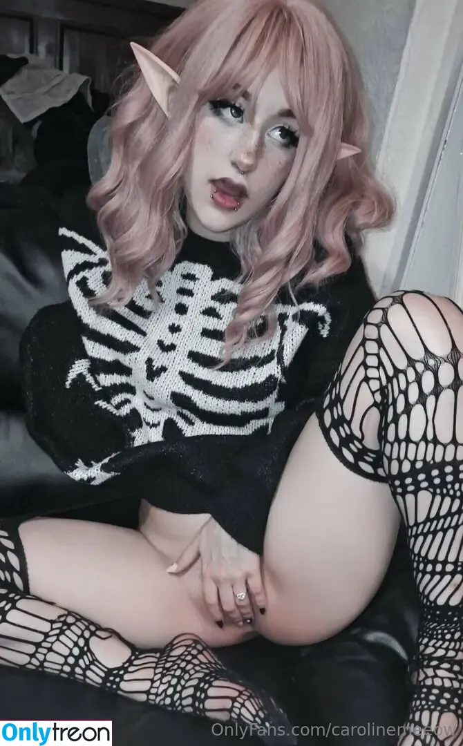 carolinemeeoww nude photo #0047 (carolinemeeow)