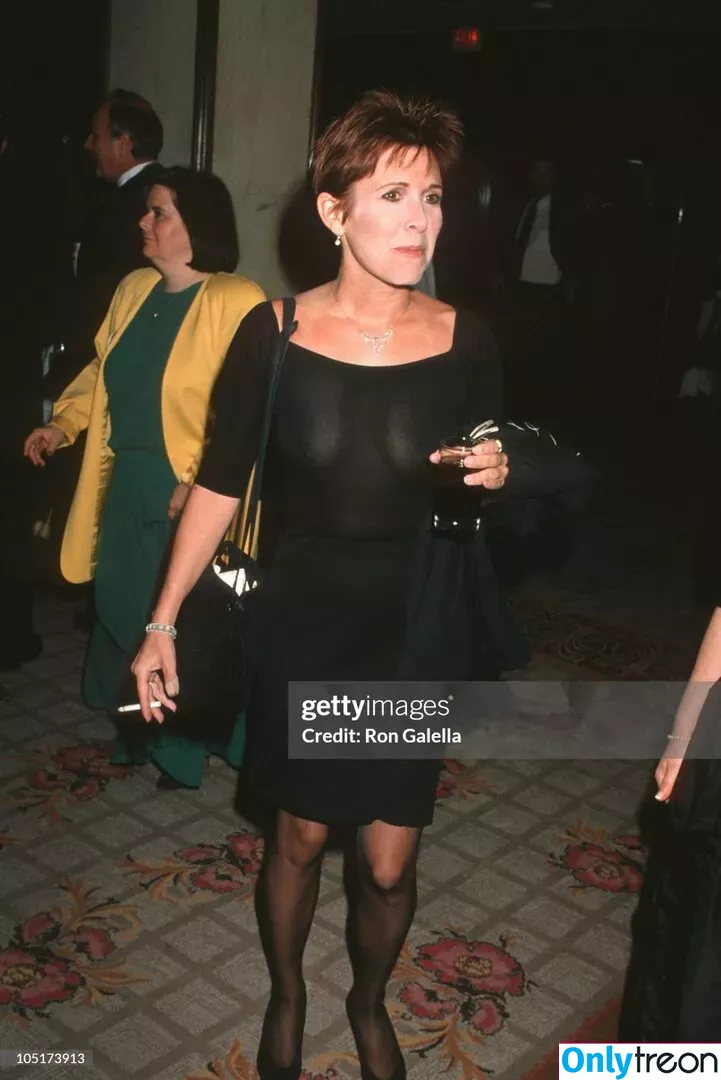 Carrie Fisher голая photo #0134 (carriefisher_)