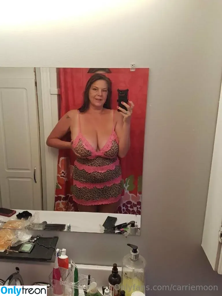 carriemoon голая photo #0183 (canadiancarriemoon)