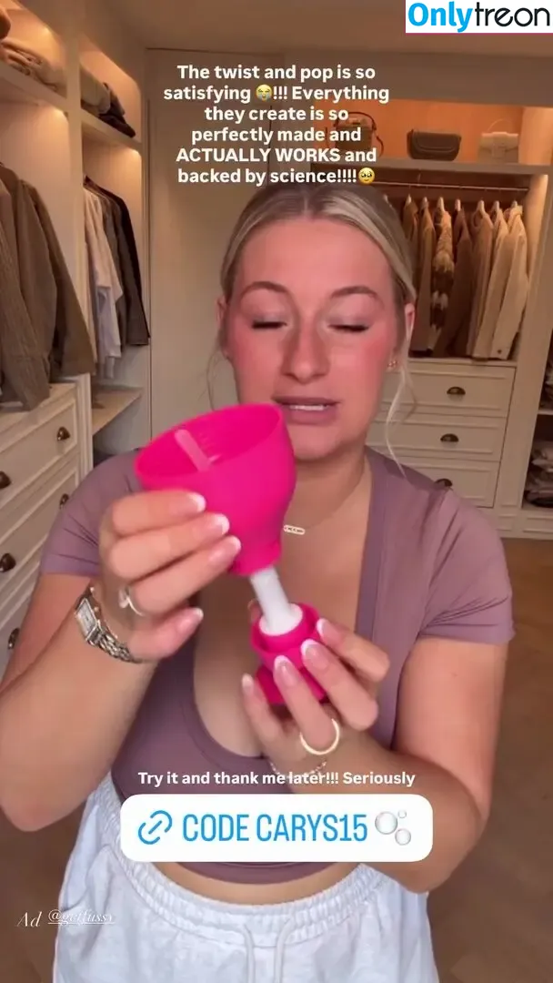 Carys Whittaker nude photo #0326 (busybeecarys / carys.whittaker / karlawhittake14)