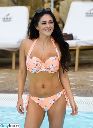 Casey Batchelor / caseybatchelor1 nude photo #0045
