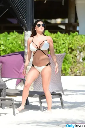 Casey Batchelor / caseybatchelor1 nude photo #0064