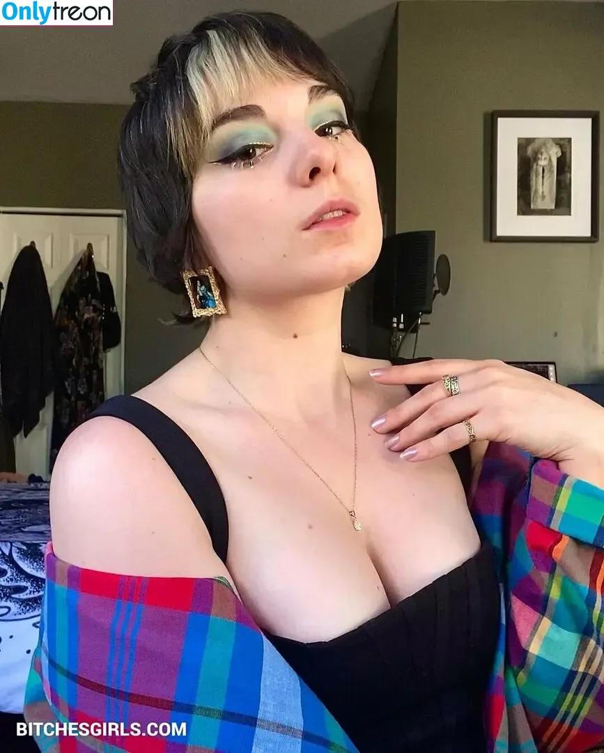 Casey Lee Williams nude photo #0041 (caseyleewilliams)