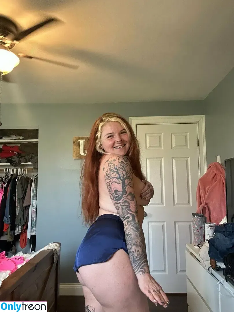 Casey Lee nude photo #0128 (caseyleewilliams / dudeitscasey)