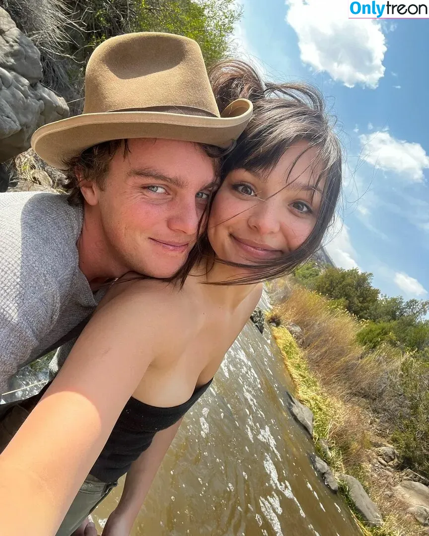 Cassady McClincy голая photo #0006 (cassadymcclincy)