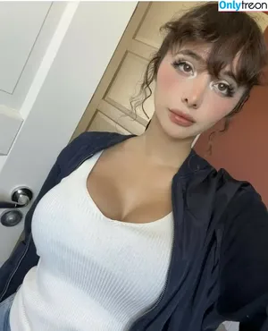 CassandraCassandra / HiiCassieeee / cassandracassandra0x / cassandracuster nude photo #0002