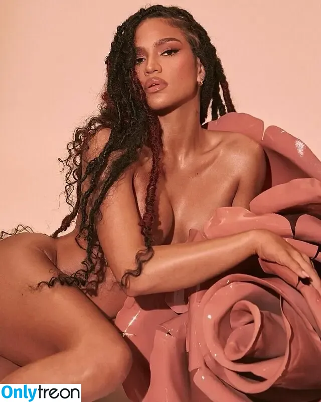 Cassie Ventura голая photo #0063 (cassie / cassieventura)