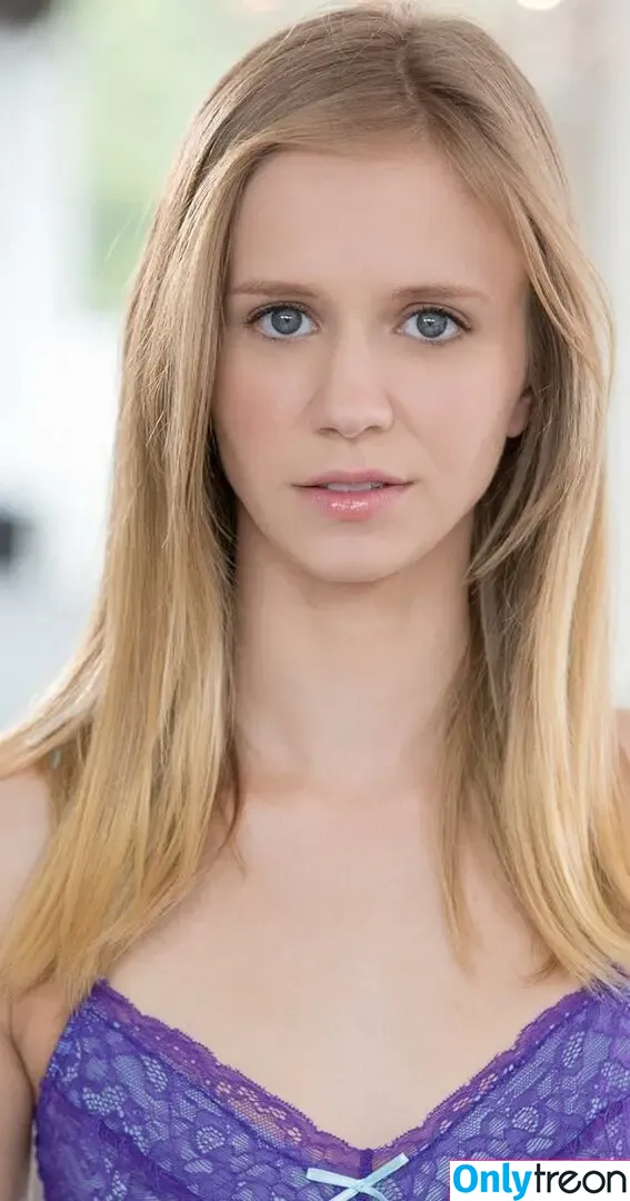 CastingCouch X nude photo #0010 (CastingCouch X)