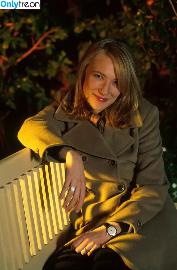 Cate Blanchett nude photo #0371 (cate_blanchettofficial)