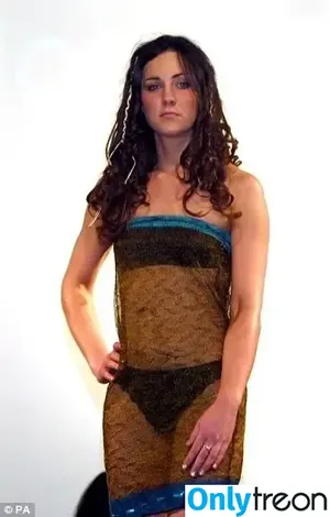  nude photo #0003