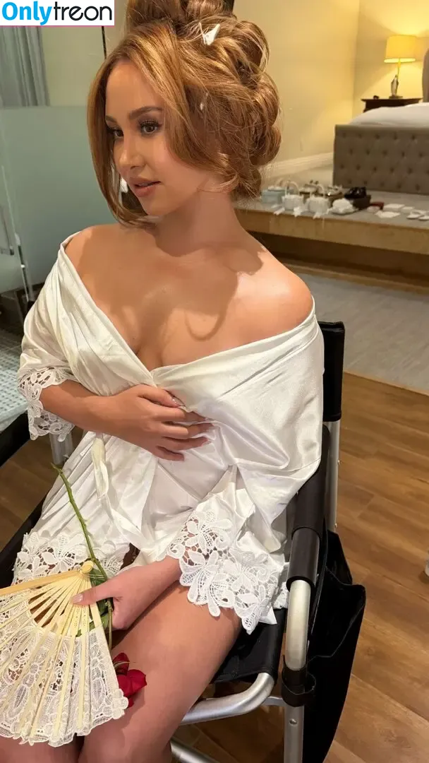 Catherine Mcbroom голая photo #0519 (Catherine Paiz / catherinemcbroom)