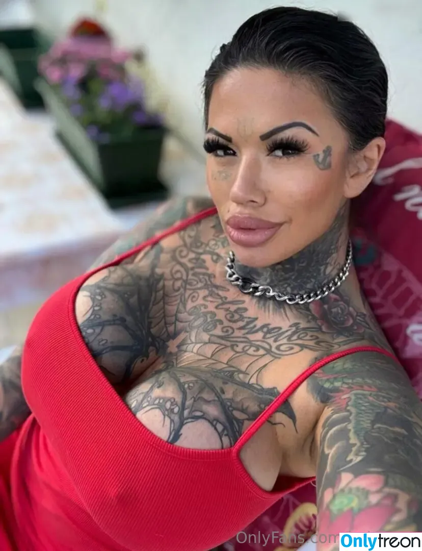 Catherine Teufelsweib nude photo #0276 (catherine_teufelsweib_official / teufelsweib666)