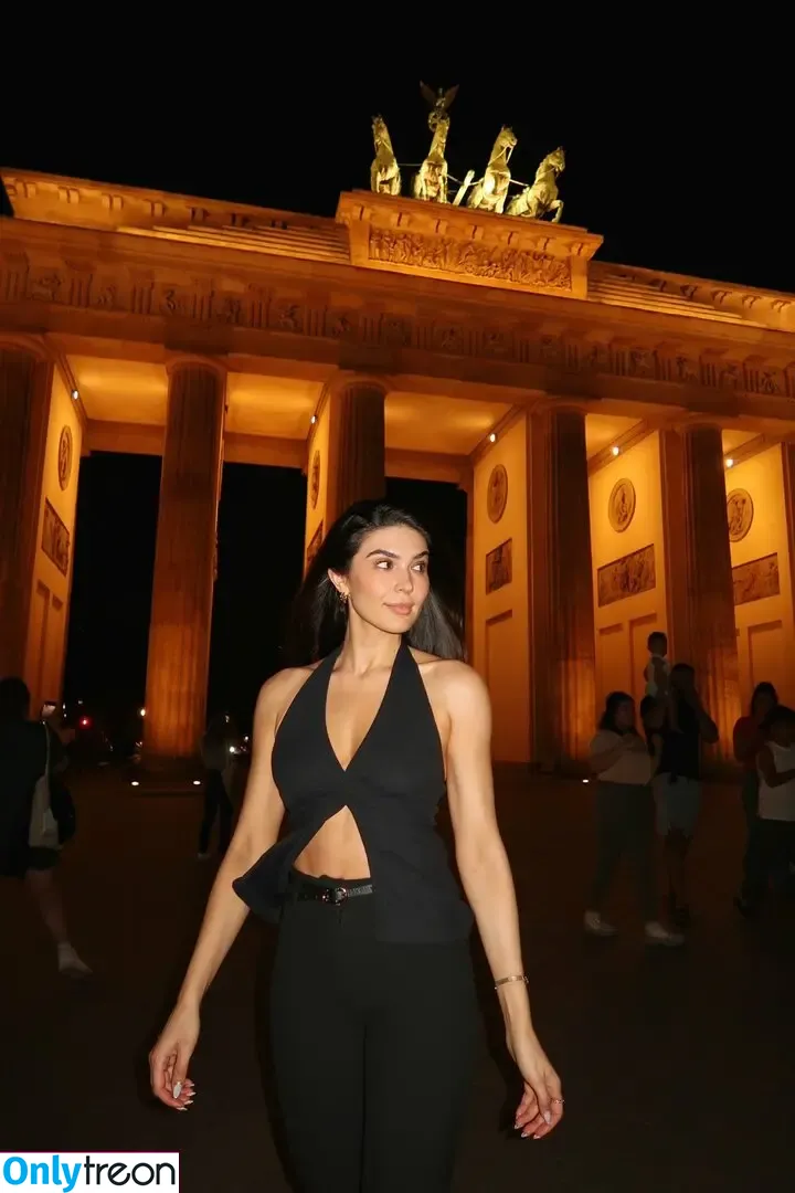 Cathy Kelley nude photo #1099 (cathykelley)