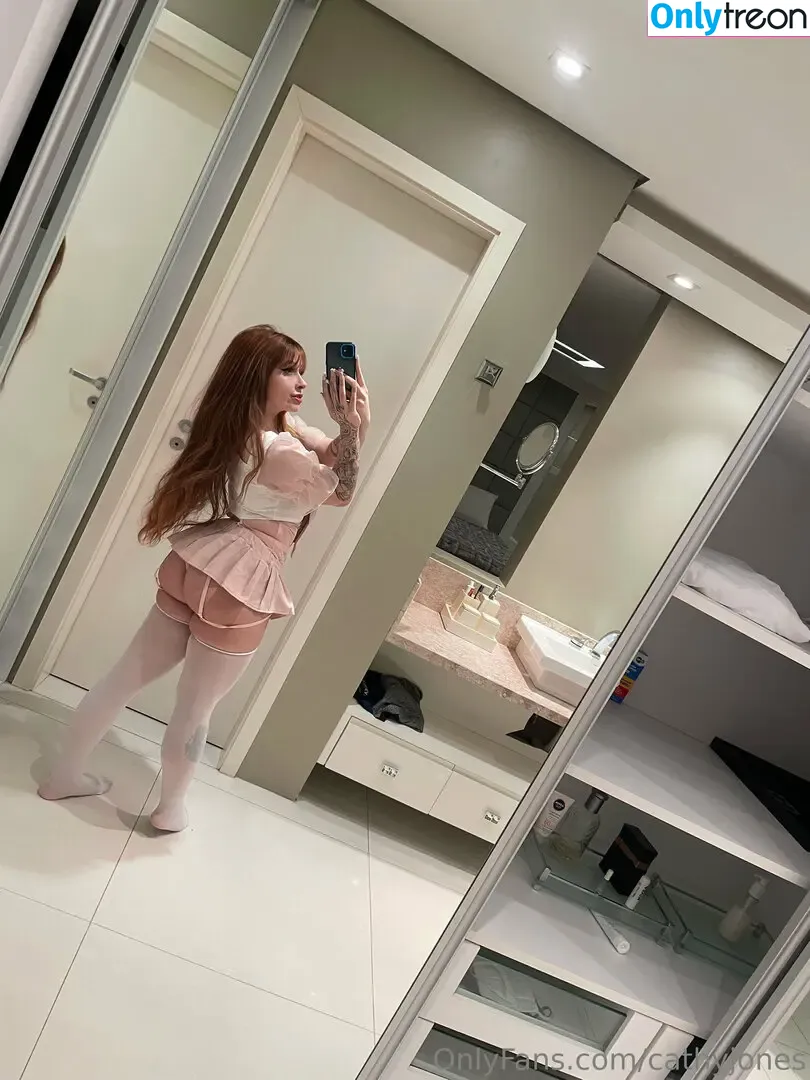 cathyjones nude photo #0038 (cathj781)