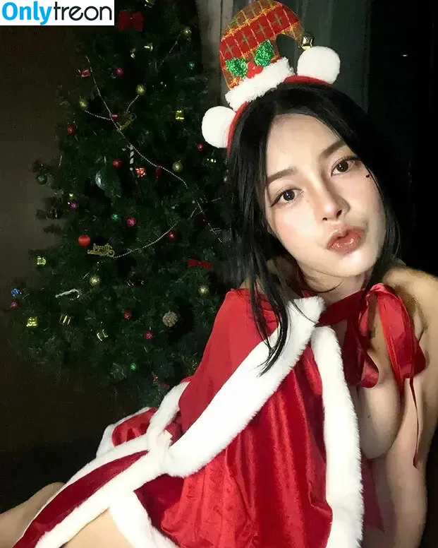 caxeks nude photo #0017 (caxekss_)