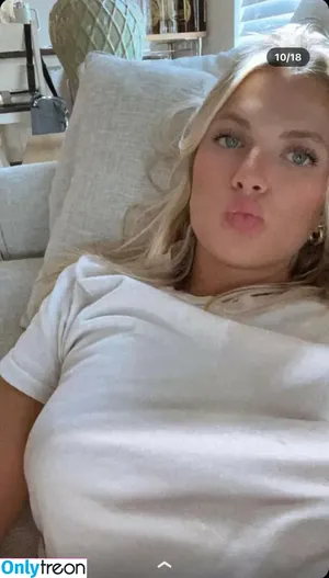 Cayla Vanderbaan / caylavanderbaan фото голая #0001