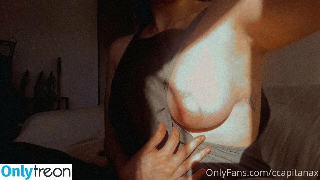 ccapitanax nude photo #0085 (lpapa09)