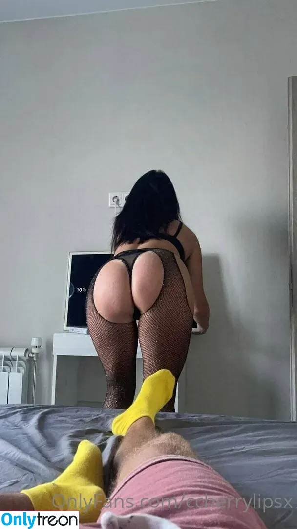 ccherrylipsx голая photo #0007 (theckexperience)