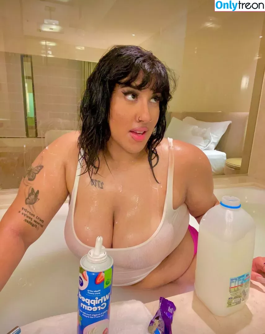 Cchristineabadir nude photo #0018 (Christine Abadir / christineabadir)