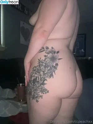ccpeachypawg / lilpeachypeach nude photo #0021