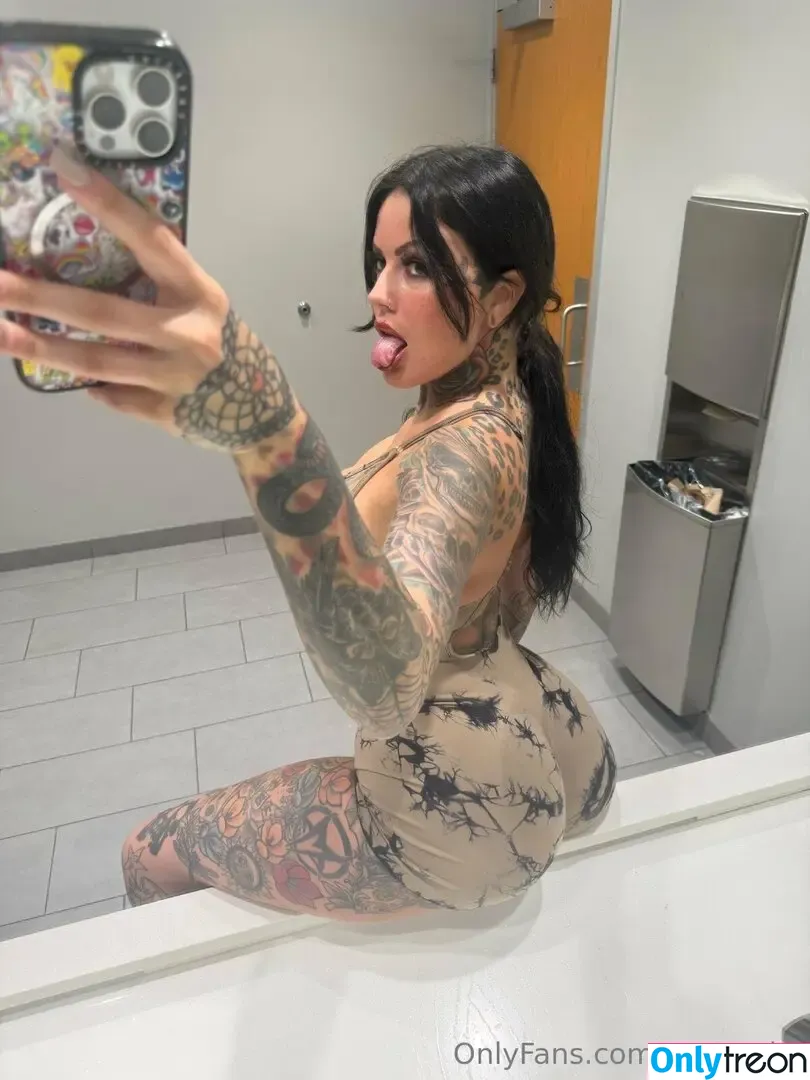 Ceara Sky nude photo #0036 (ceara.sky / ceara.skyy / whitedovecries on ig and)