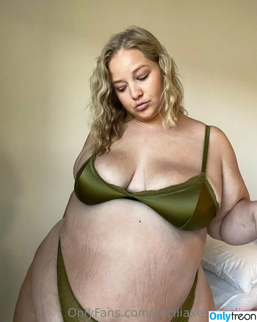 ceciliaxemilyclips nude photo #0025 (ceciliaxemilyclips)