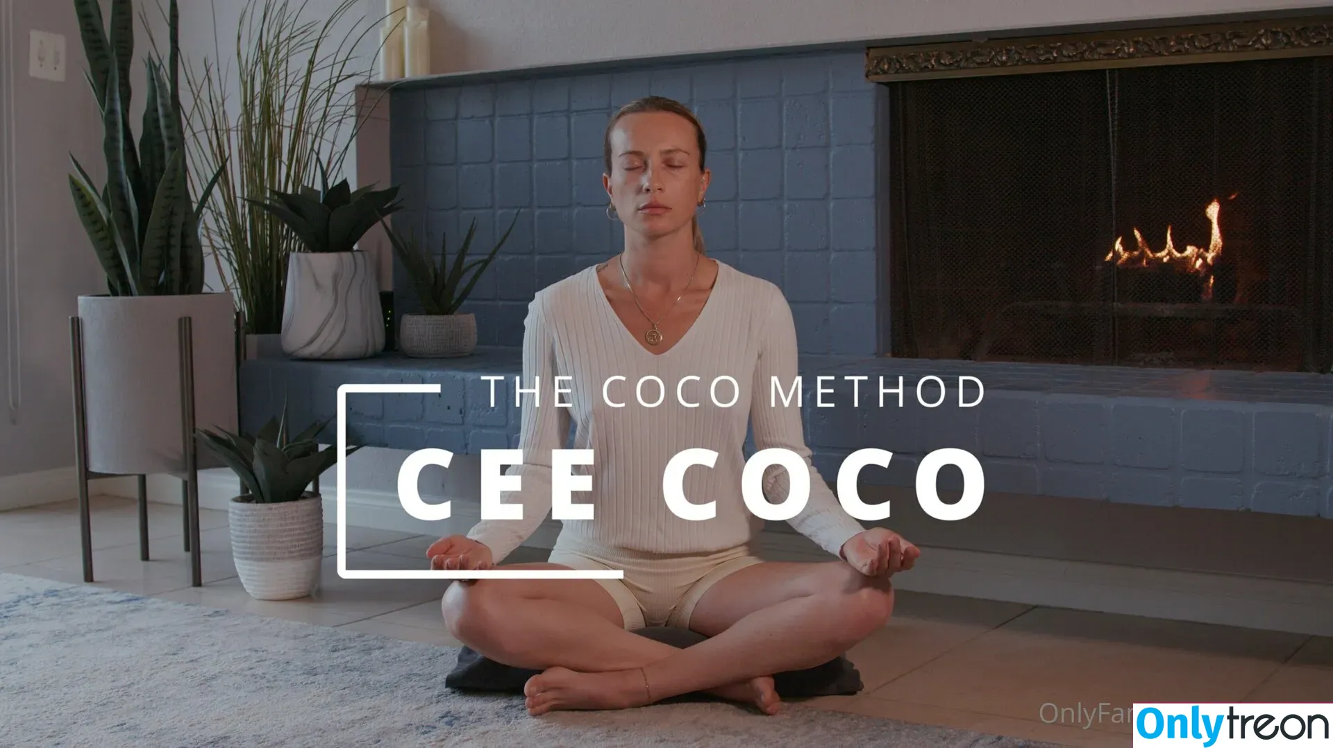 ceecoco nude photo #0012 (ceeceecoco_official)