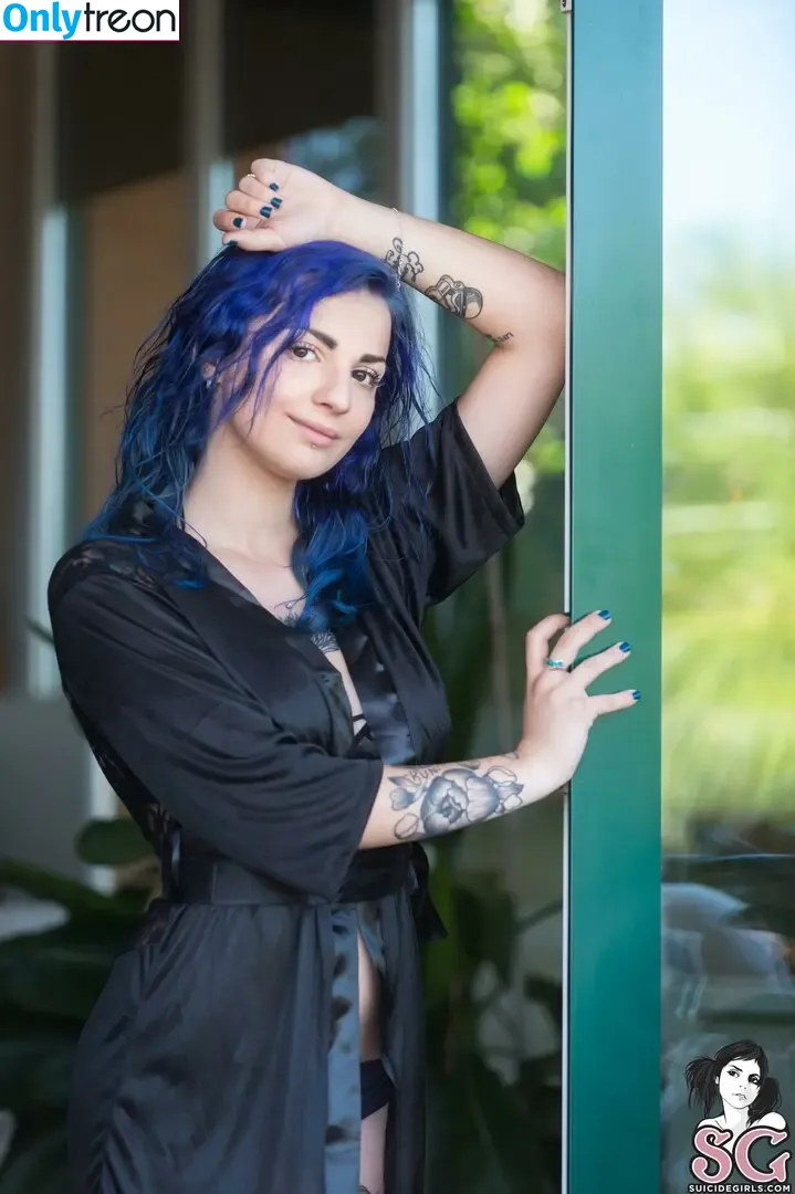 Celeste nude photo #0190 (triplexceleste)