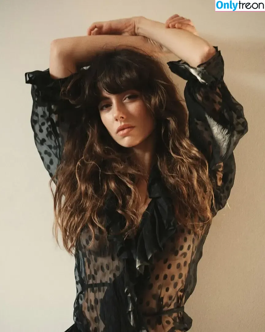 Celeste Dalla Porta голая photo #0019 (celeste.bailey / celeste.dalla.porta)