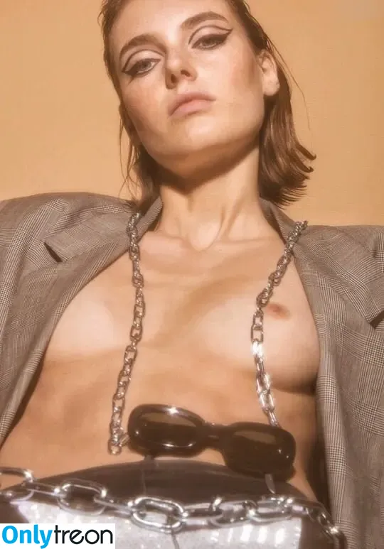 Celine Bethmann голая photo #0015 (celinebethmann)