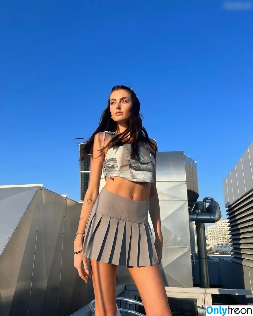Celine Bethmann голая photo #0050 (celinebethmann)
