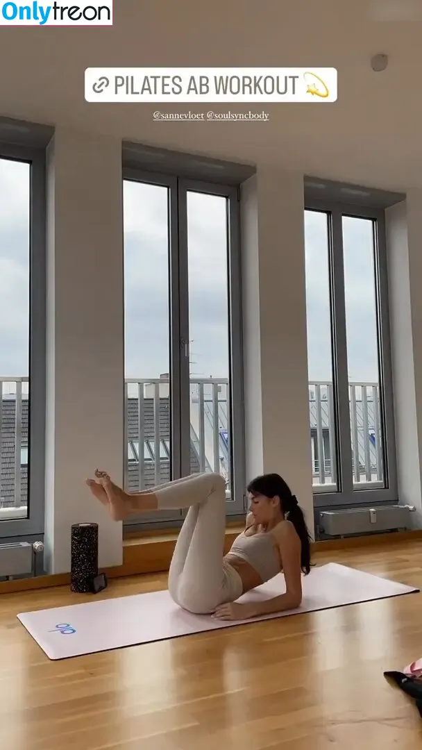 Celine Bethmann голая photo #0137 (celinebethmann)