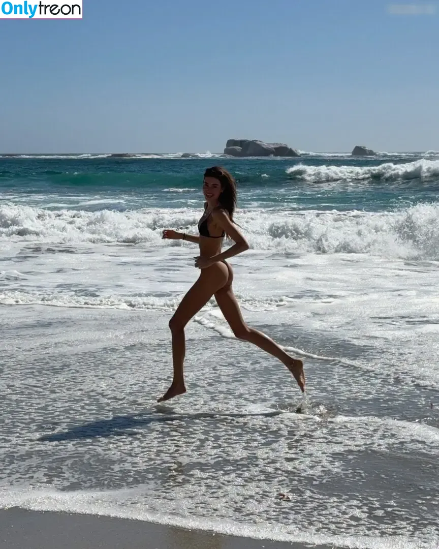 Celine Bethmann nude photo #0287 (celinebethmann)
