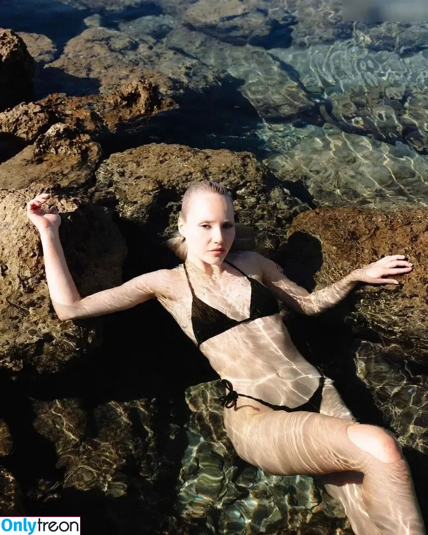 celinealbar nude photo #0051 (celinealbar)