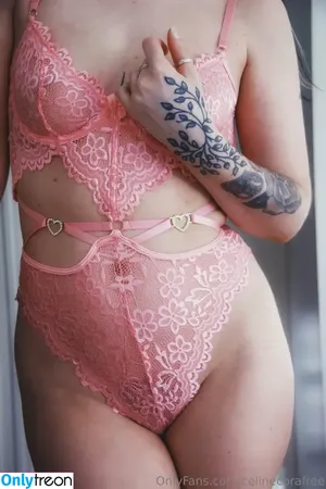 celinecorafree / celinefarach nude photo #0011