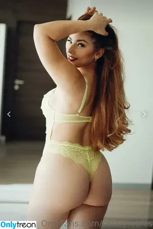 Cendy Robles / cendyrobles nude photo #0010