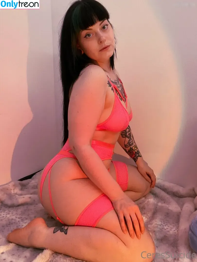 Ceres Suicide nude photo #2863 (ceres__suicide / ceressuicide)