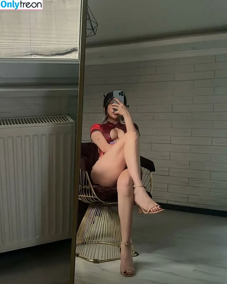 cerhawk nude photo #0001 (cerhawka)