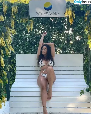  nude photo #0001