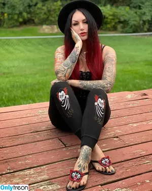 Cervena Fox / cervenafox nude photo #0016