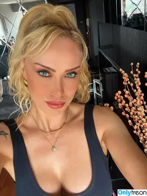 ceydaersoy / ceydaersoyy nude photo #0095