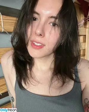 chachamyeonn / chachamyeon / noelleofthevalley nude photo #0002