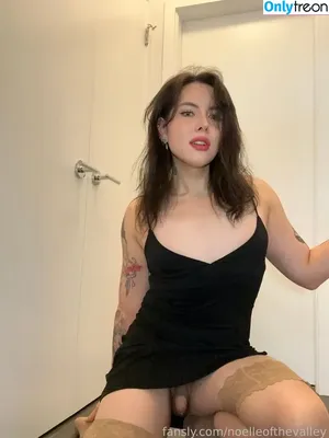 chachamyeonn / chachamyeon / noelleofthevalley nude photo #0017