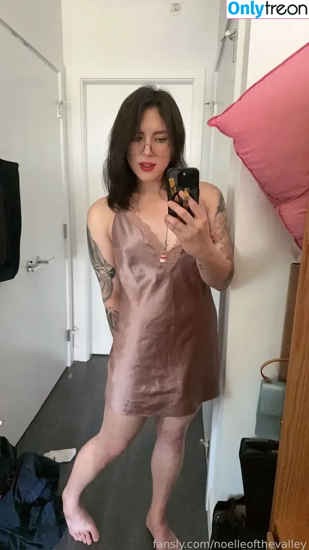 chachamyeonn nude photo #0087 (chachamyeon / noelleofthevalley)