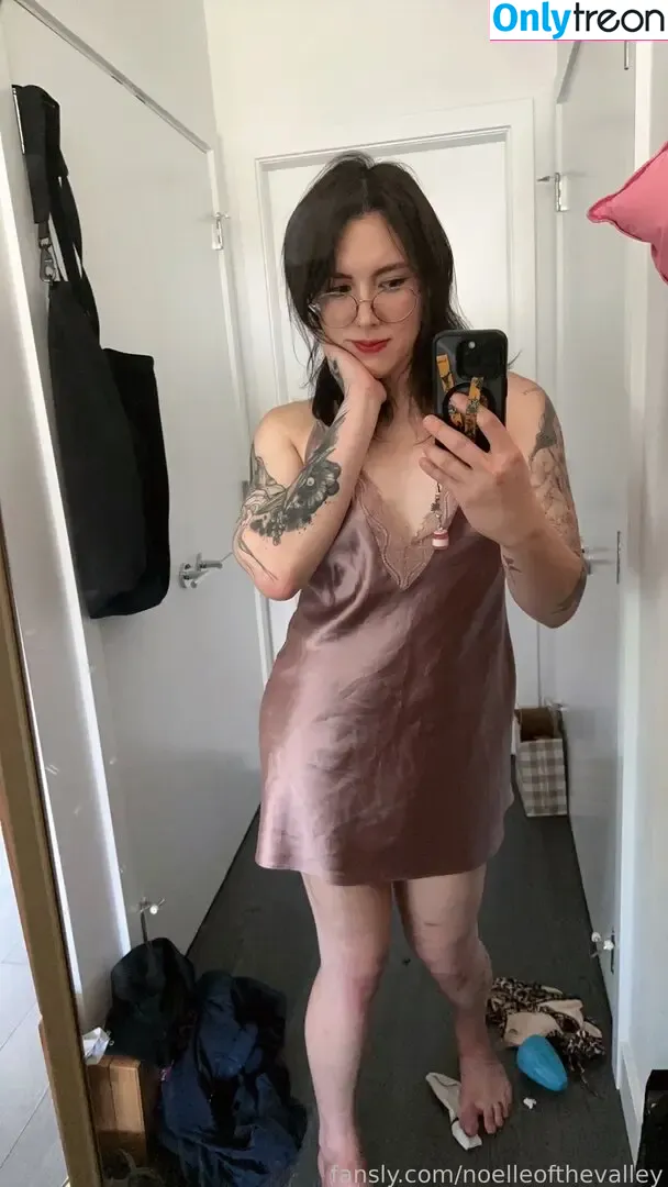 chachamyeonn nude photo #0091 (chachamyeon / noelleofthevalley)