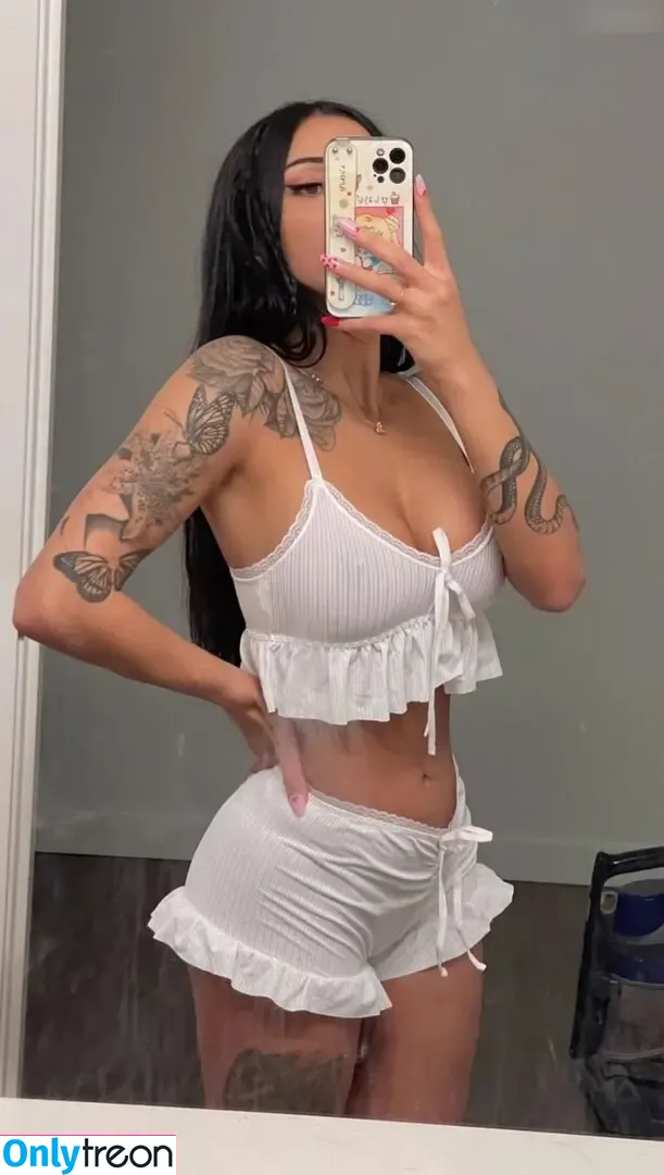 Chaii nude photo #0002 (Chaii)